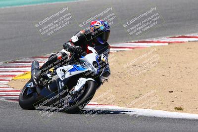 media/Jun-24-2022-TrackDaz (Fri) [[aa6850b51f]]/Group B/145pm (turn 2)/